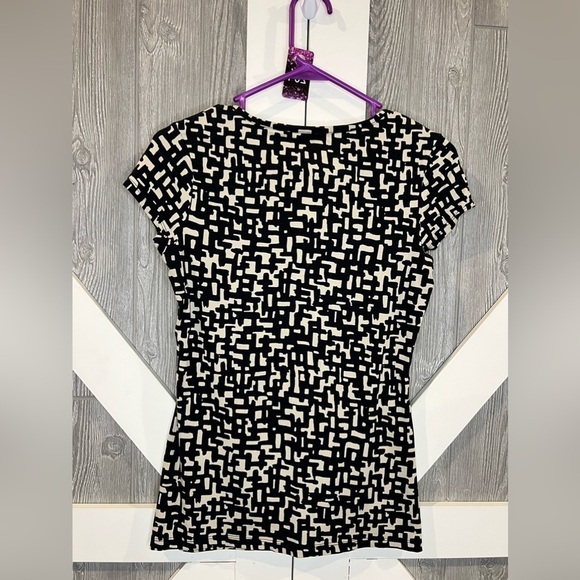 284. Mossimo Business Casual Top X-Small - Picture 4 of 4